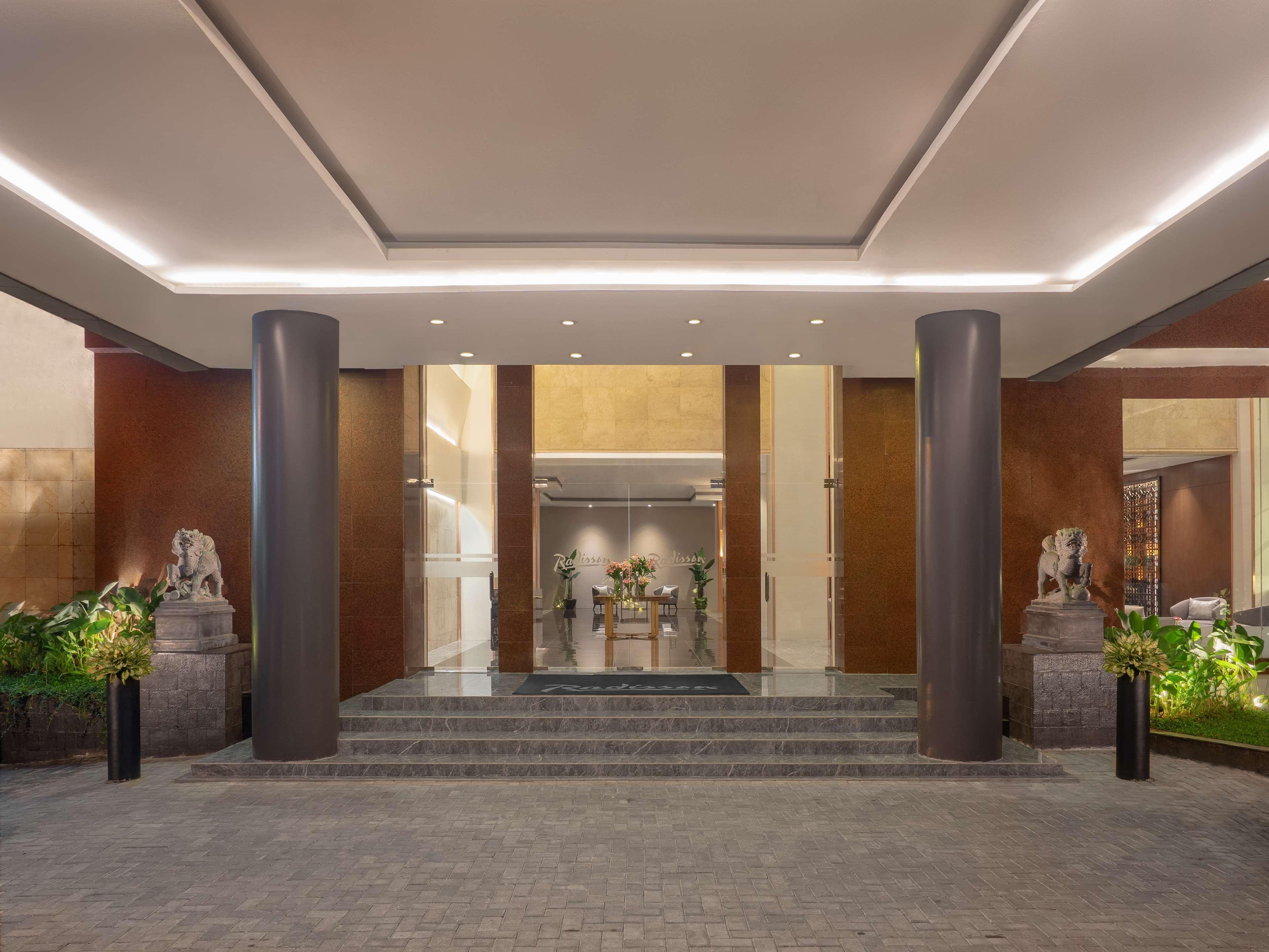 Aiho Hotel Medan Exterior foto